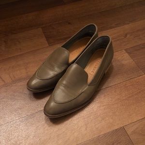 Everlane The Modern Loafer in Olive Taupe US W 7.5
